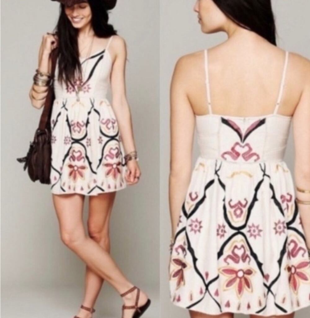 5921) Free People Garden Party Tea Cream Boho Embroidery Aztec Mini Dress Size 2